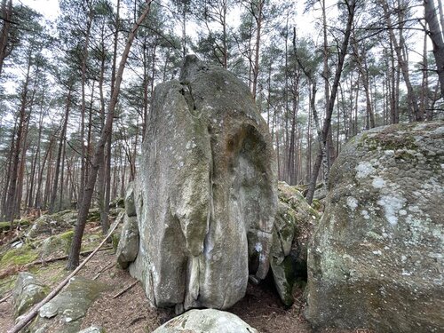 Image of Grand Écart (assis) (7a)